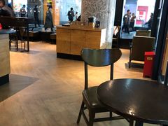 大堂-星巴克(上海南站店)