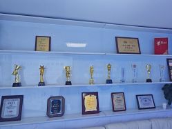 -蕾特恩·专业祛痘国际连锁