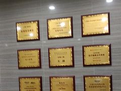 -上海仁爱医院口腔科 · 种植