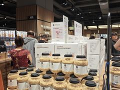 -胖东来生活广场(健康路店)