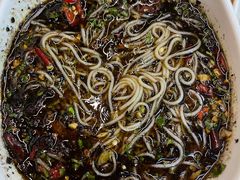 凉拌米线-玛扎烧烤私房菜