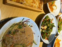 -关东小磨东北菜(上海长风大悦城店)