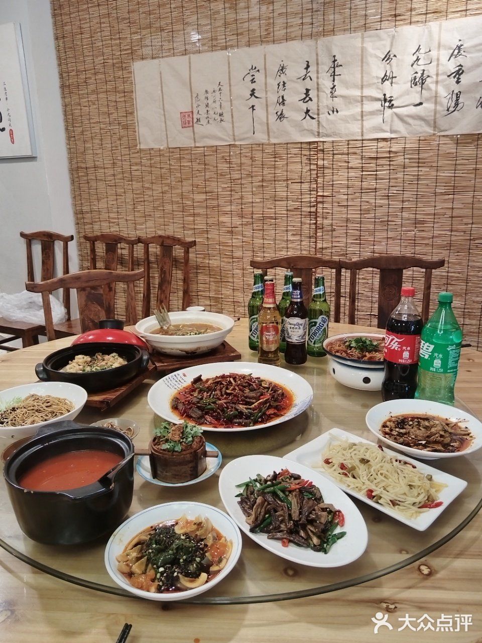 一桌好菜好心情！
