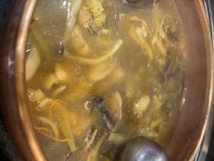 -阿山卓·野生菌火锅·纳西火塘烤肉