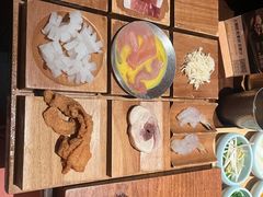 -银米·云南传统过桥米线(双廊黑金冠店)