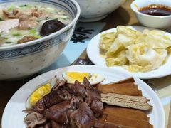 -天发芽·何记葫芦头泡馍·传统小吃(报恩寺街店)