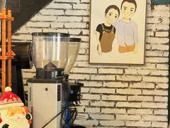 -84那年咖啡馆(李沧万达店)