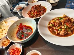 -凤凰湘语·平价海鲜餐厅(浦东旗舰店)