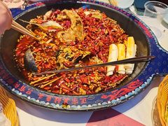 -何师傅美蛙鱼头(汉街店)