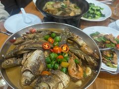 小溪鱼锅-李东农庄(中南百草园地标店)