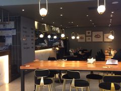 -POKEE VIA&Brunch·维娅(重庆来福士店)