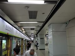 -白石桥南(地铁站)