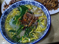 -桥香园云南过桥米线(金马碧鸡店)