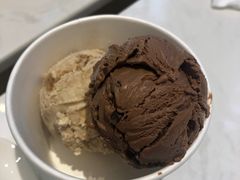 -Fridi Patisserie Cafe