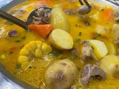 -晓彭肥肠鸡·泡椒鸡火锅(水木天地店)