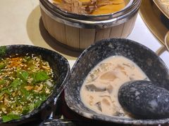 -新哥老官·畅吃123·美蛙世界(苏宁广场店)