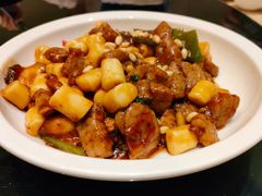 松子牛肉炒年糕-兔爸私家小厨(新北万达店)
