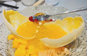 Explosive Egg Mango Sago Dessert