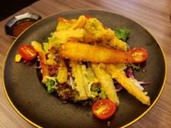 天妇罗沙律配日式蕃茄和风汁-豊 胜手丼
