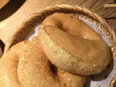 猪鼻子油饼-馋嘴猫北京食堂·烤鸭·宵夜(亚运村店)