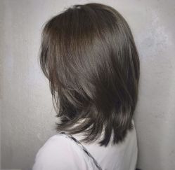 -诗悦发型SALON·圣罗兰店