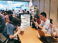 -星巴克(深圳北站B5检票口)