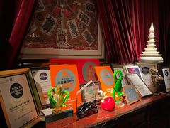 -弦月窗LUNETTE BY AMANDA(复兴路店)