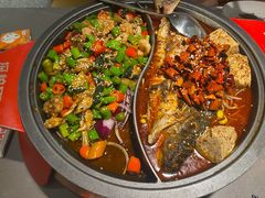 烤鱼拼紫苏牛蛙-探炉·香辣豆花烤鱼(笋岗宝能环球汇店)