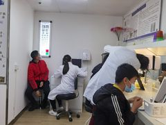 -鸿视眼视光服务中心(高盛大厦店)