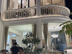 -Mark&Mars Restaurant