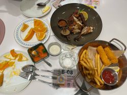 -奈尔宝·儿童乐园·亲子餐厅(华采天地店)