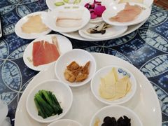 -桥香园云南过桥米线(金马碧鸡店)