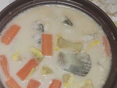 -顺峰海鲜酒楼(省府店)