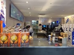 -瑞幸咖啡(田贝地铁站D出入口店)