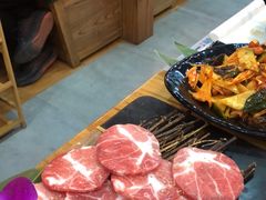 -合易泓烤肉·海肠捞饭(火车站店)