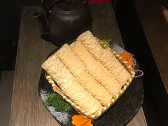 -湊湊火锅·茶憩(杭州湖滨银泰in77店)