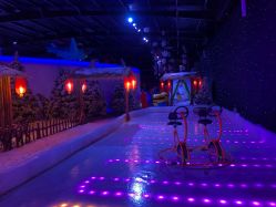 -圣名游乐城冰雪大世界