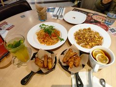 -必胜客(上海南站店)