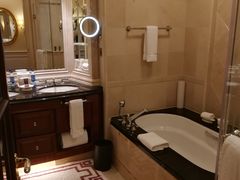 -广州富力丽思卡尔顿酒店