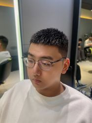 -不迫先生专业男士剪发