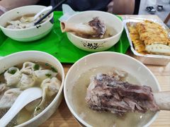 -周震馄饨
