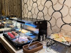 -浅深(世茂滨江精品店)