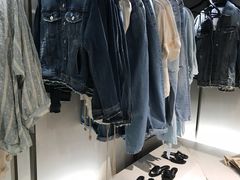 -ZARA(万达广场二七店)