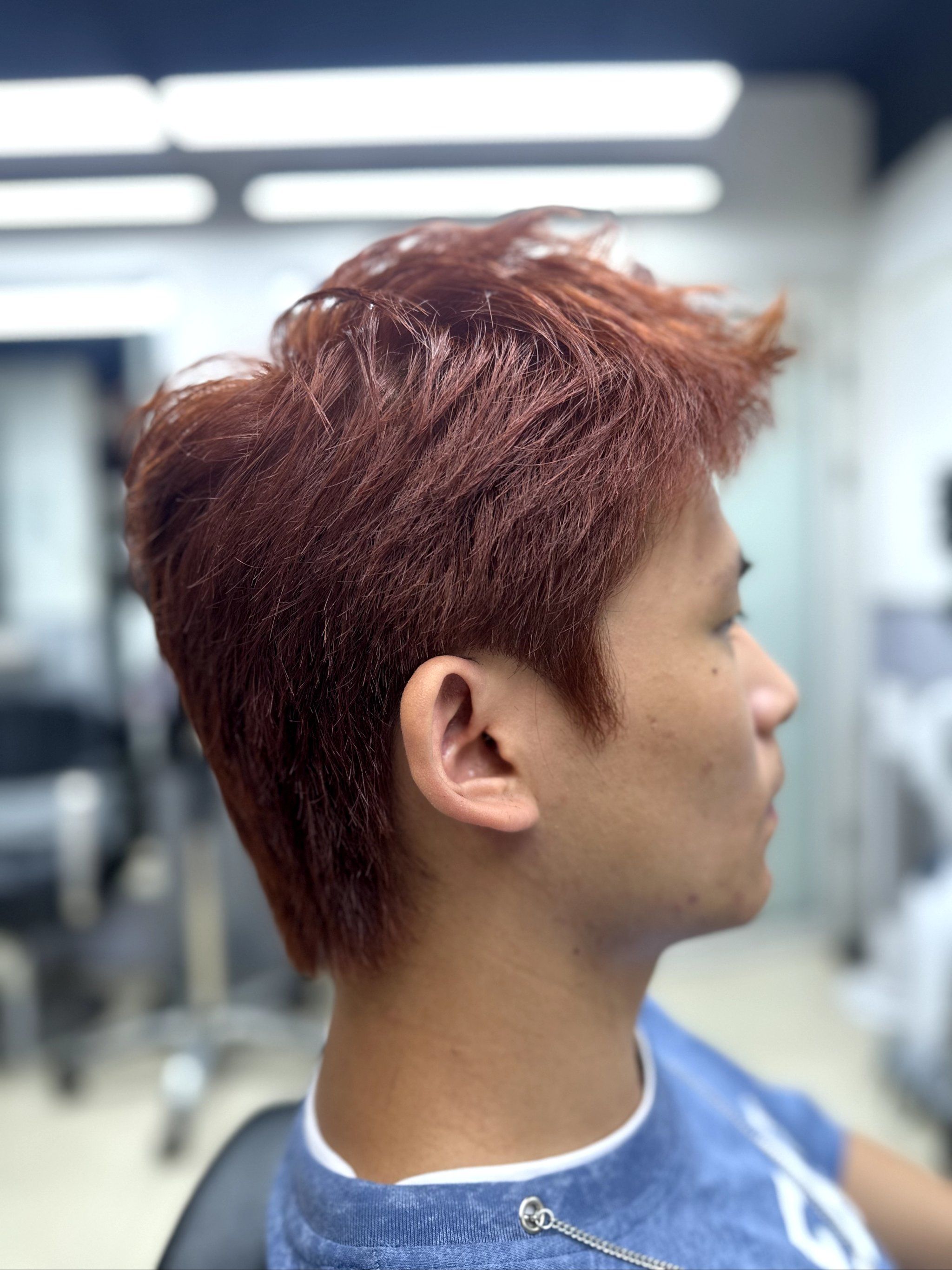 时尚,年轻化
脏橘色#前刺短发 #少年感碎盖 「凡斯烫发染发接发」