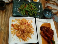 -肥肥虾庄·金牌油焖大虾(杨园滨江时代walk店)