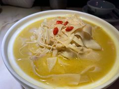 -韵秋荷(宝山龙湖天街店)