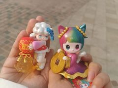 -泡泡玛特POPMART(蓝色港湾店)