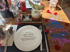 -Mark&Mars Restaurant