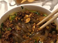 -八一路好吃街(雨田商务大厦店)