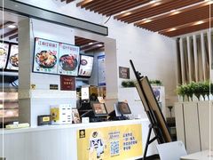 -老娘舅餐厅(黄龙体育中心店)